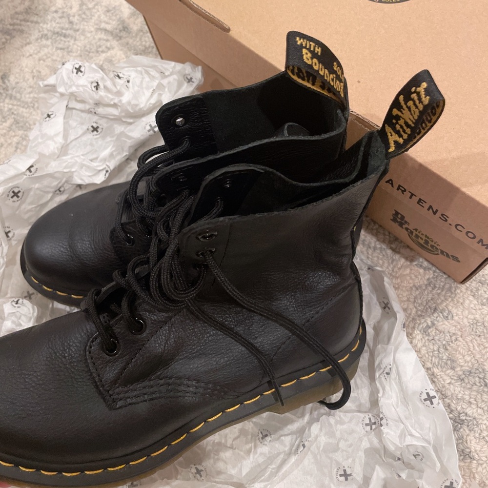 Dr Martens Boots 1460 Pascal Black